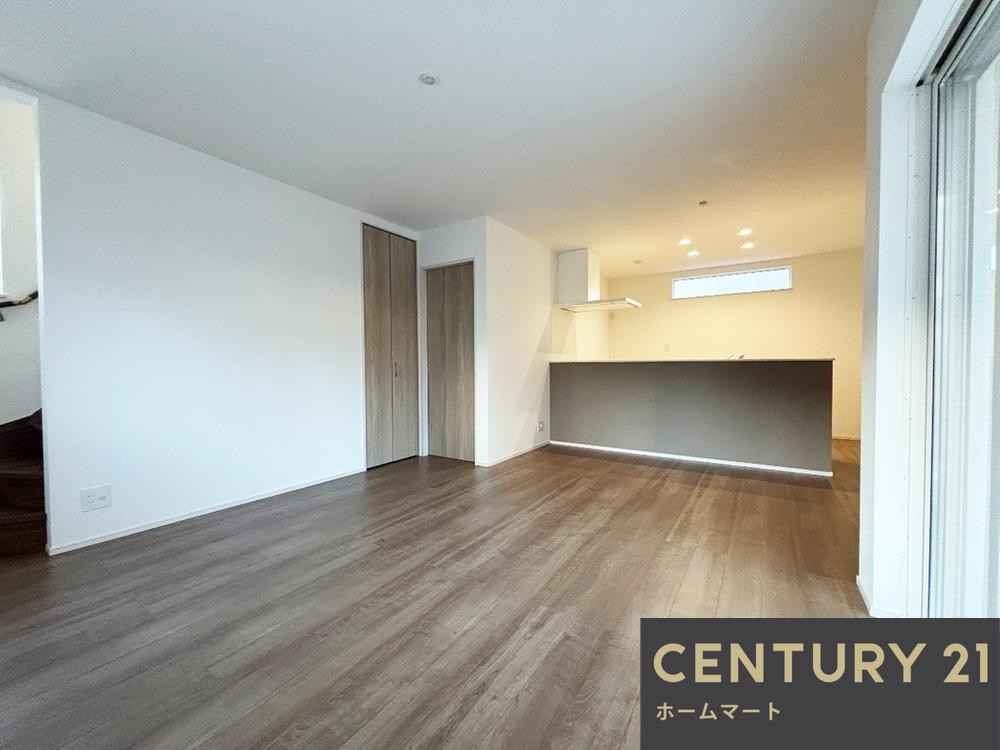 新築戸建 一戸建て東香里３ 3590万円の詳細情報 大阪府枚方市東香里３ 写真3 センチュリー21ホームマート