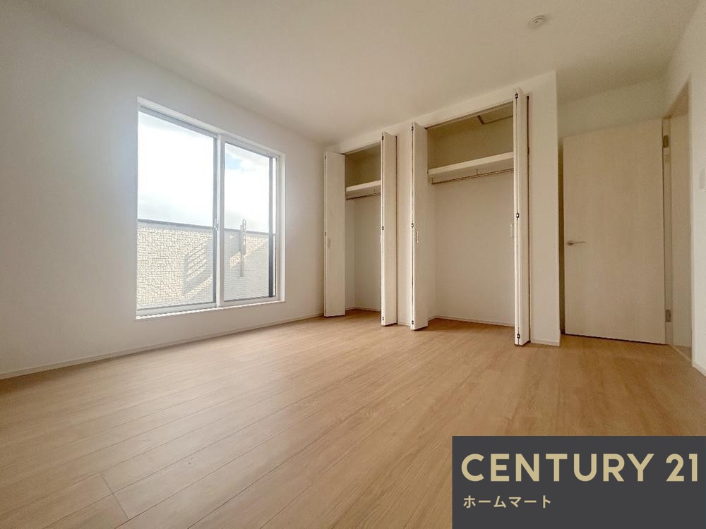 新築戸建 一戸建て池田市畑５丁目 全３邸 一戸建て第15の詳細情報 大阪府池田市畑５ 写真8 センチュリー21ホームマート