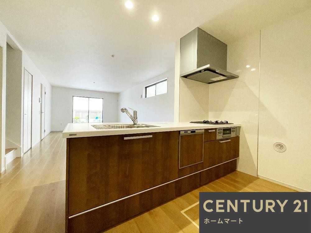 新築戸建 一戸建て京都市伏見区桃山与五郎町 第３期 一戸建て の詳細情報 京都府京都市伏見区桃山与五郎町 写真4 センチュリー21ホームマート