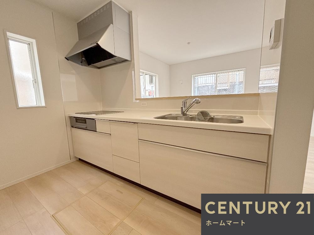 新築戸建 一戸建て大和郡山市満願寺町 限定1邸 一戸建て第1期の詳細情報 奈良県大和郡山市満願寺町 写真4 センチュリー21ホームマート