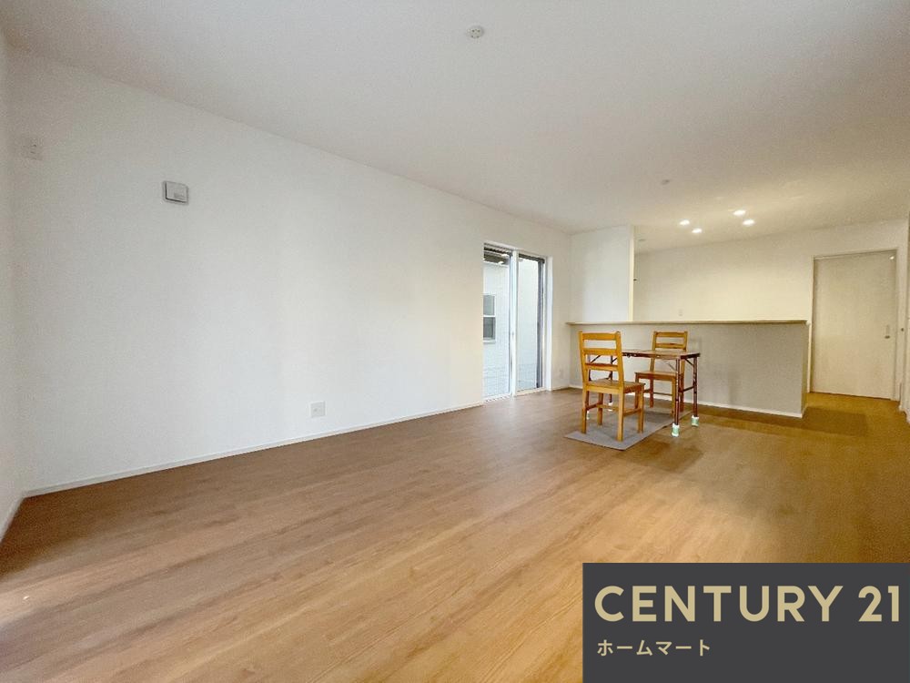 新築戸建 一戸建て安岡寺町２ 3680万円の詳細情報 大阪府高槻市安岡寺町２ 写真3 センチュリー21ホームマート