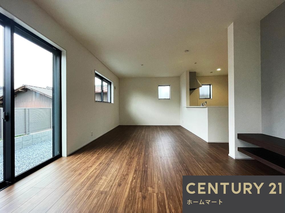 新築戸建 NEW一戸建て亀岡市大井町並河 第４期 一戸建ての詳細情報 京都府亀岡市大井町並河１ 写真6 センチュリー21ホームマート