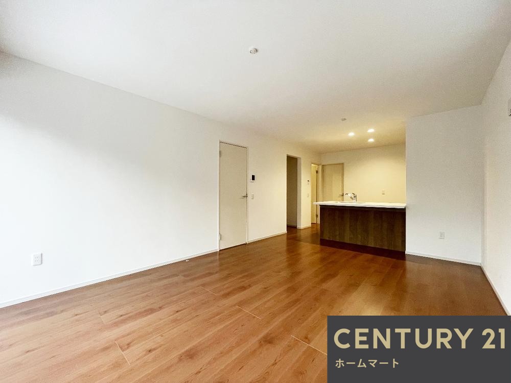 新築戸建 一戸建て京都市西京区大原野上里男鹿町 一戸建て 全２邸第１期の詳細情報 京都府京都市西京区大原野上里男鹿町 写真5 センチュリー21ホームマート