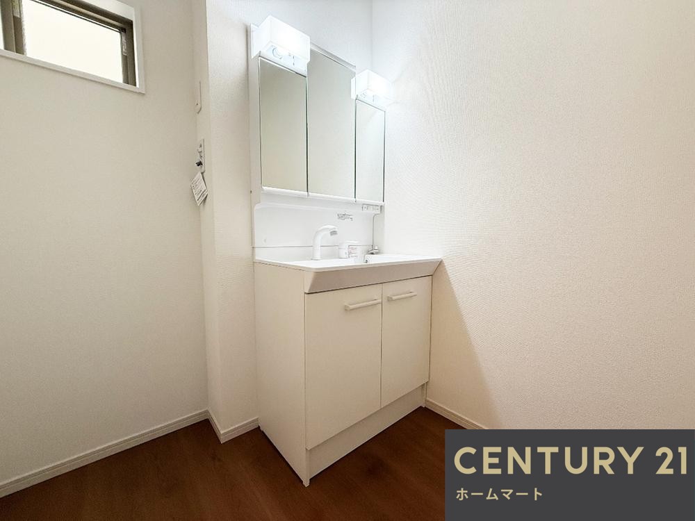 新築戸建 一戸建て枚方市楠葉野田2丁目 限定１邸 一戸建ての詳細情報 大阪府枚方市楠葉野田２ 写真11 センチュリー21ホームマート