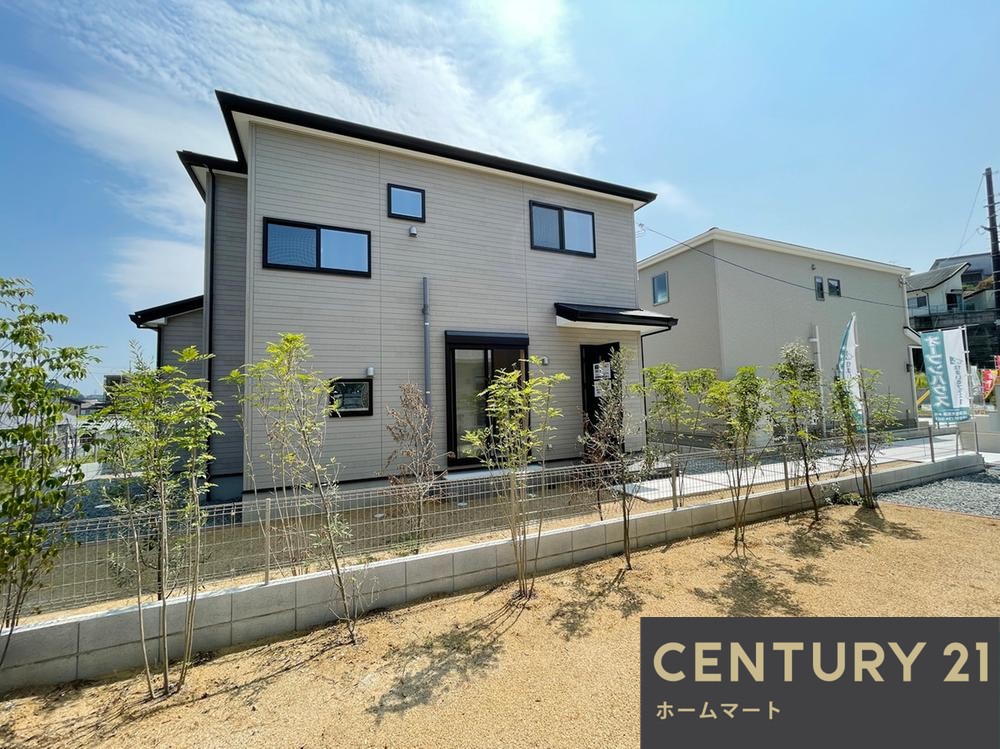 新築戸建 一戸建て生駒郡斑鳩町龍田西3丁目 全2邸 一戸建ての詳細情報 奈良県生駒郡斑鳩町龍田西３-14‐5 写真2 センチュリー21ホームマート