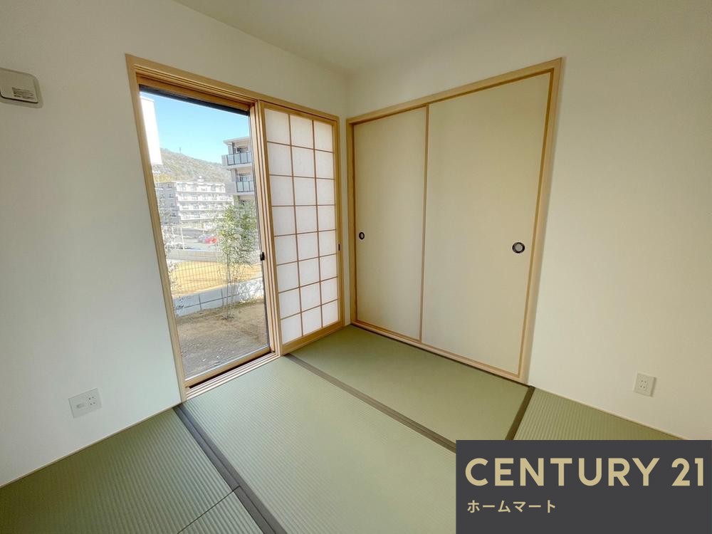 新築戸建 一戸建て生駒郡斑鳩町龍田西3丁目 全2邸 一戸建ての詳細情報 奈良県生駒郡斑鳩町龍田西３-14‐5 写真7 センチュリー21ホームマート