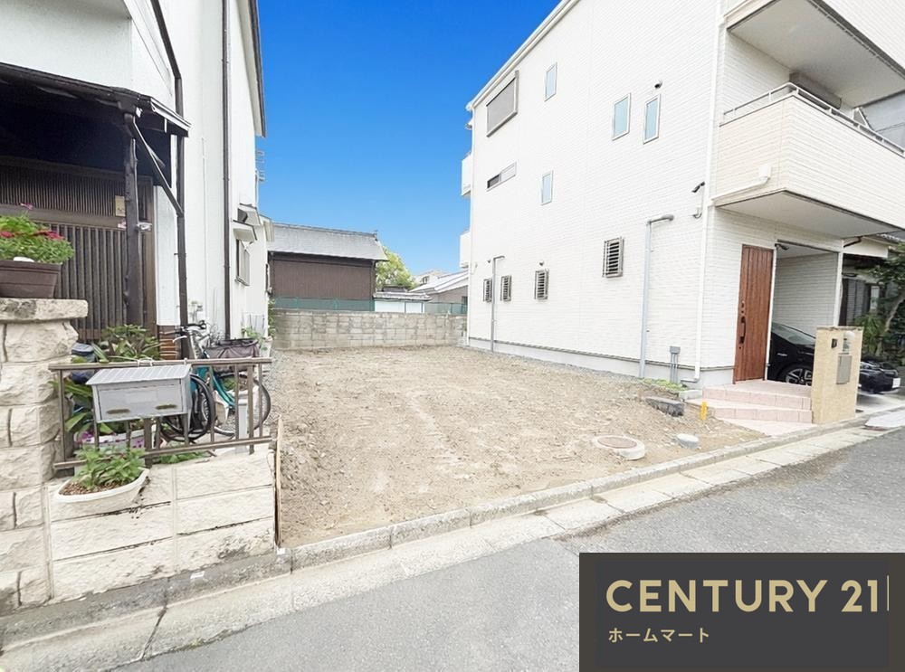 新築戸建 NEW一戸建て芝生町１ 3490万円の詳細情報 大阪府高槻市芝生町１-9-6 写真4 センチュリー21ホームマート