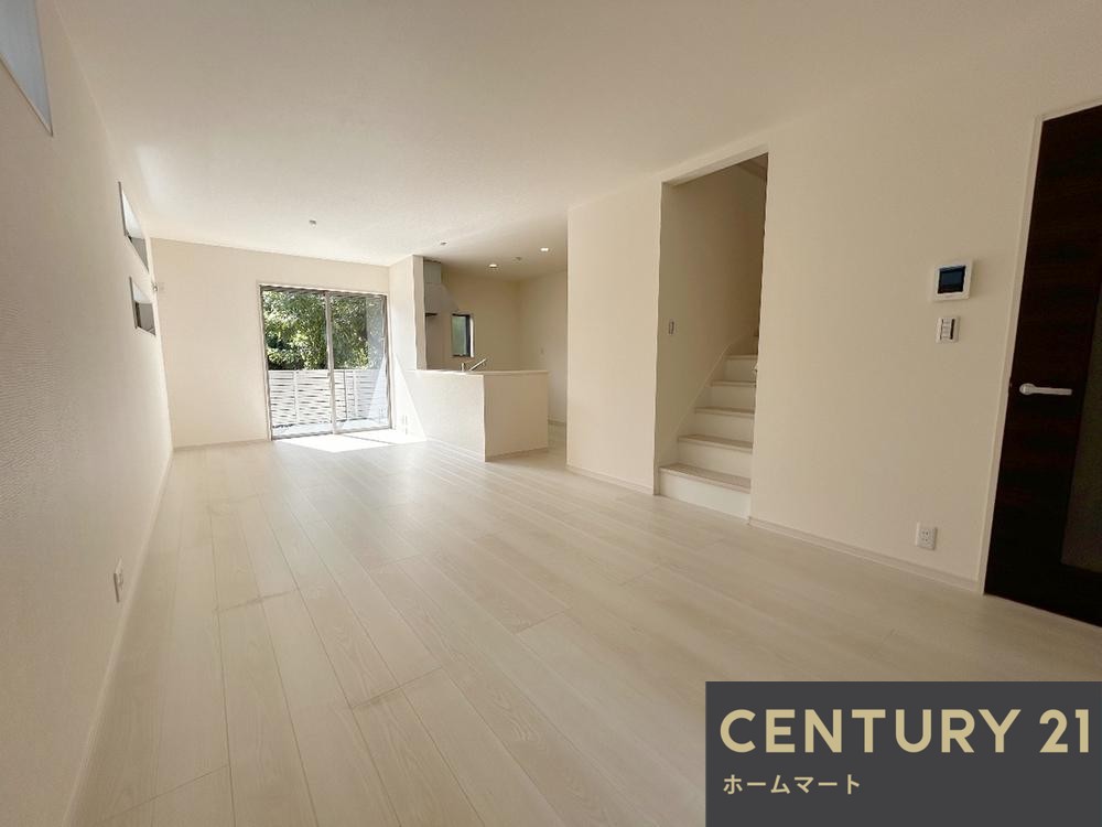 新築戸建 一戸建て堺市南区槇塚台 全２邸 一戸建ての詳細情報 大阪府堺市南区槇塚台２ 写真3 センチュリー21ホームマート