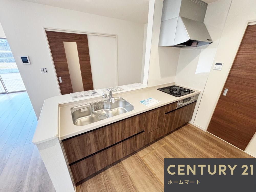 新築戸建 一戸建て生駒郡斑鳩町龍田3丁目 全4邸 一戸建て第2.3期の詳細情報 奈良県生駒郡斑鳩町龍田３ 写真4 センチュリー21ホームマート